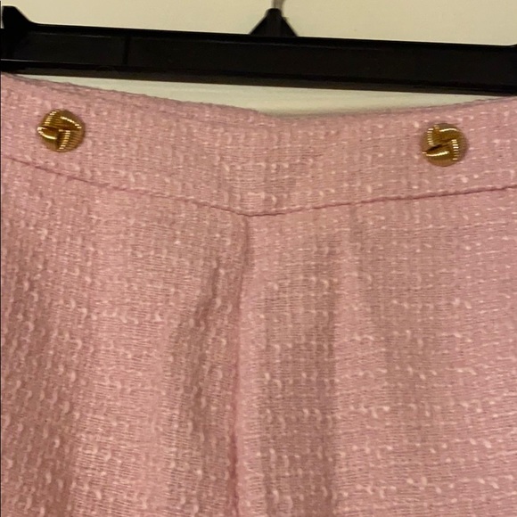 Pink tweed shorts - Picture 2 of 3